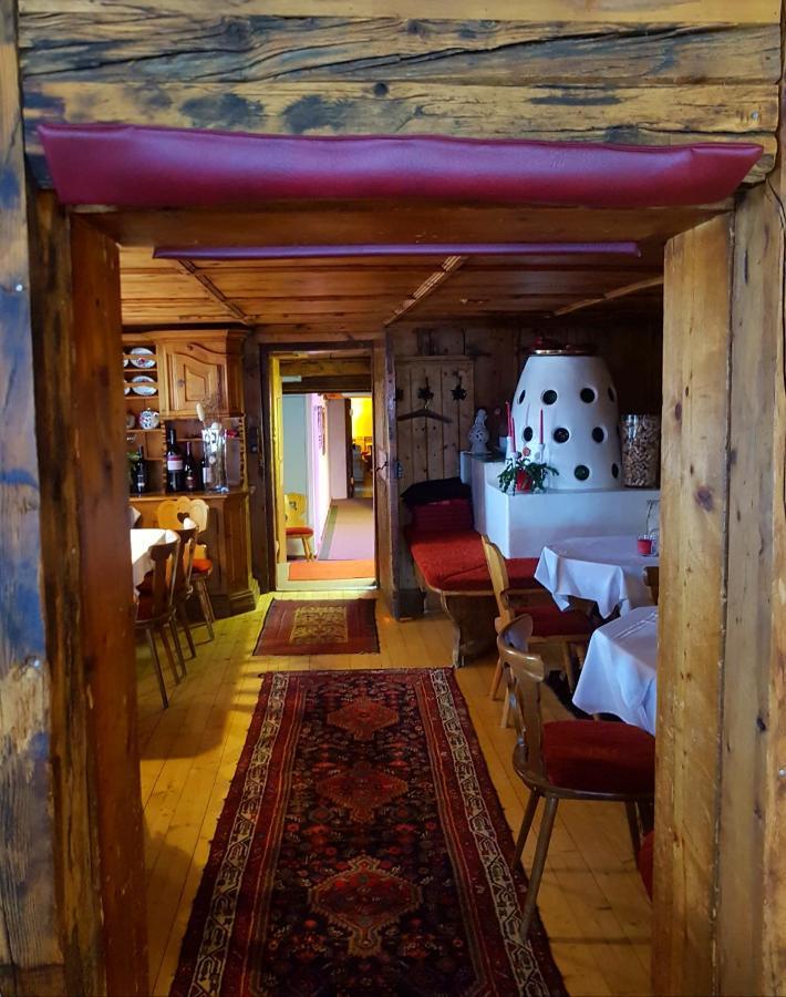 Gasthof Auerhahn Лех ам Алберг Екстериор снимка
